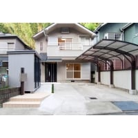 【エクステリア】門柱を撤去し駐車しやすいガレージに