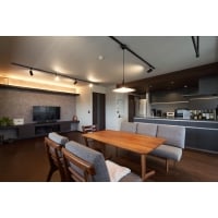 「グレー×ブラウン」統一感あるマンションリノベーション