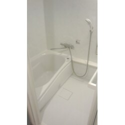 お風呂とトイレをすっきり真っ白リフォーム！