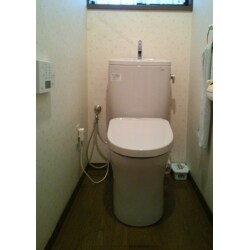 トイレリフォームでお掃除楽々に！
