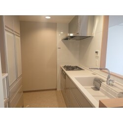 ご入居予定のマンションのキッチン浴室トイレを新しく、機能充実し快適な生活空間にしました。