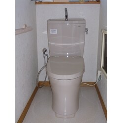 節水タイプのトイレに入替えてお財布にエコ
