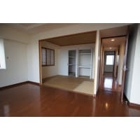 ウォークスルークローゼットや、家族で使える収納がポイント