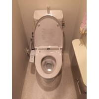 トイレを入れ替えて落ち着きのある空間に