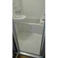 スッキリきれいなシステムバスに!