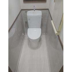 明るく清潔感あふれるトイレ