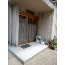 玄関コンクリート打ち工事