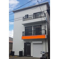 サイディング張替え工事！明るい印象になりました。