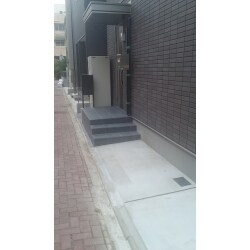 新築住宅の外構部分を施工しました。