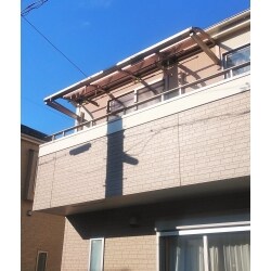 室内は明るく熱線はカット。雨の日でも安心なテラス屋根。