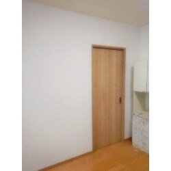 リビングのひと部屋を間仕切り子供部屋を新設しました。