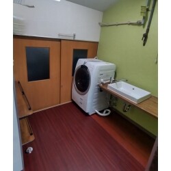 足元がすっきりした洗面化粧台