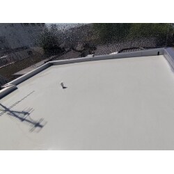 ウレタン防水工事を行いました。