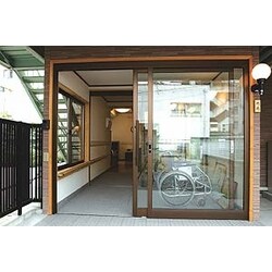 駐車場を快適に過ごせるバリアフリー住宅に