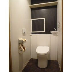 内装にこだわってすっきりトイレリフォーム