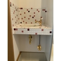 玄関におしゃれなセカンド洗面