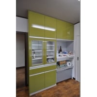 隠す収納内蔵型で洗面所及びキッチンの収納力アップ!