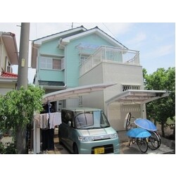 愛車を含めてカラーコーディネートした屋根・外壁塗装