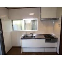 LDKの床と壁も一緒に新しくしたキッチンリフォーム