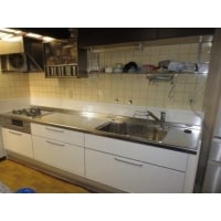 最小限の解体で入れ替えたシステムキッチン