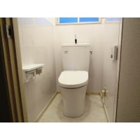 尿の飛び散りを考慮したトイレリフォーム!