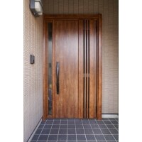 電子錠付き「玄関」に1日でリフォーム!