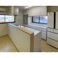 キッチンを壁付けから対面式ペニンシュラ型に変更!(浜松市東区)