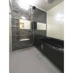 712.深みのある色合いでまとめたリフォーム