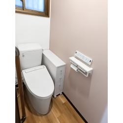 経年で故障の多かった収納一体型トイレからシンプルな組み合わせトイレにリフォーム。