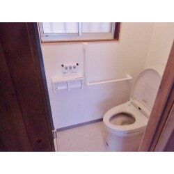 62.和式から広々洋式トイレリフォーム