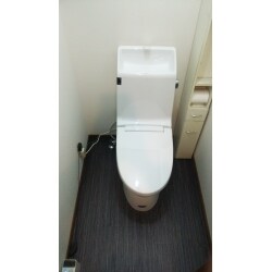 72.クロスも張替えスッキリと明るいトイレに