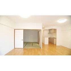 4LDKから3LDKに間取りを変更し、LDKをゆとりある広々空間に！