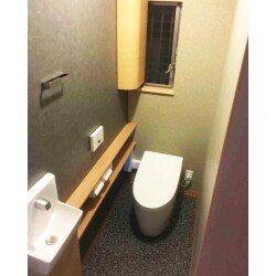 トイレという一日の中で数分の空間を、ここまで高級感のある空間へ。