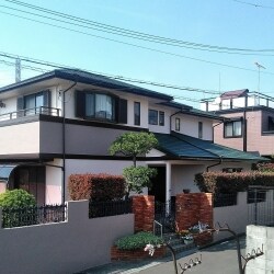 外壁屋根をリフォームしたことで外観のイメージも変わり、気持ちも一新です。