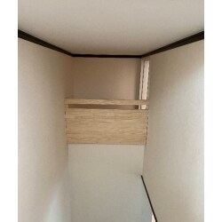 465.階段上部のデッドスペース活用　猫ちゃんのトイレ空間
