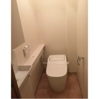 88.タンクレスでお掃除らくらくおしゃれなトイレに!