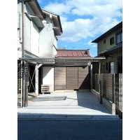 582.庭とブロック塀を撤去、広々駐車スペースに。