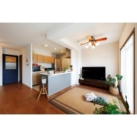 595.趣味を愉しめる開放的でナチュラルな住まいへ