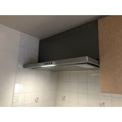 お掃除楽々！スリム型レンジフードへ