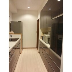 水廻り(台所、ユニットバス、洗面台）を使いやすく機能的で、デザイン的にも優れたものにしたいというご希望が有り、ご予算の範囲で最大限の提案をして差し上げた。