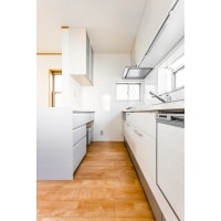 段差を解消して扉も引き戸に!動線も改善したバリアフリー設計!