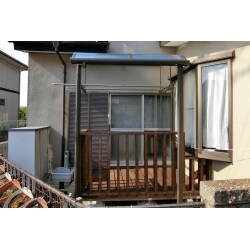 耐久性はもちろん、ペットにも配慮したウッドデッキの建て替えです。