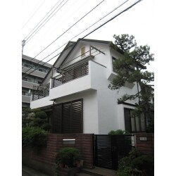 屋根・外壁リフォームと雨漏り対応
