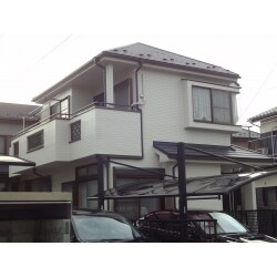 屋根：アイジー工業のガルテクト
     　  　（断熱仕様・塗膜保証）を上葺き
外壁:セルフクリーニング機能シリコン塗料、
      　 　   目地シーリング打ち変え（変性シリコン）
ベランダ：ウレタン防水