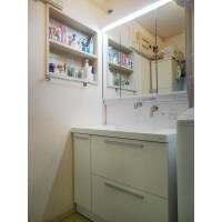 デザイン性と使いやすさを兼ね備えた洗面化粧台