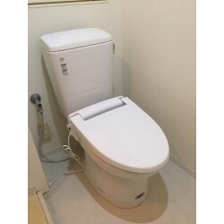 お掃除簡単。トイレリフォーム