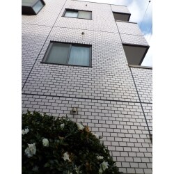 一部コーキング及び外壁クリアー塗装