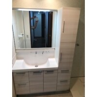 収納広々な洗面台