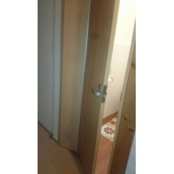 トイレドア交換