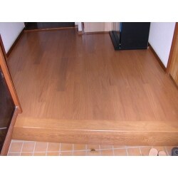 玄関廊下床フローリング工事